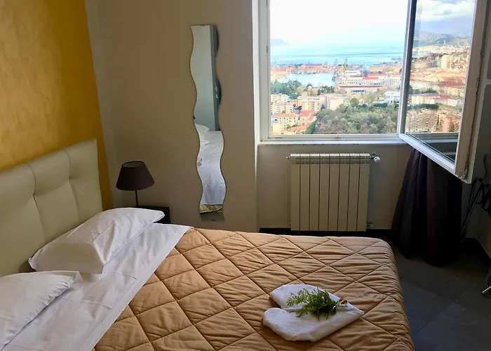 88 Miglia Oda ve Kahvaltı La Spezia
